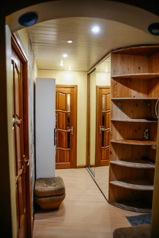 Двухкомнатная квартира рядом с жд станцией