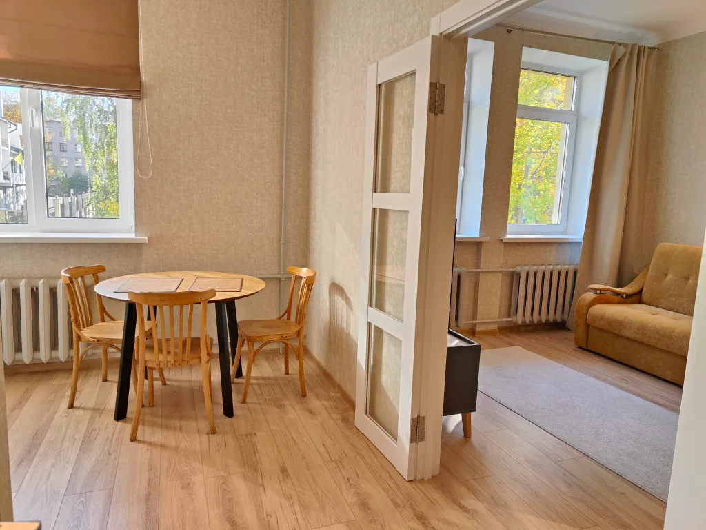 Квартира Якуба Коласа, однокомнатная в центре, посольство Ватикана Trusthome — Минск