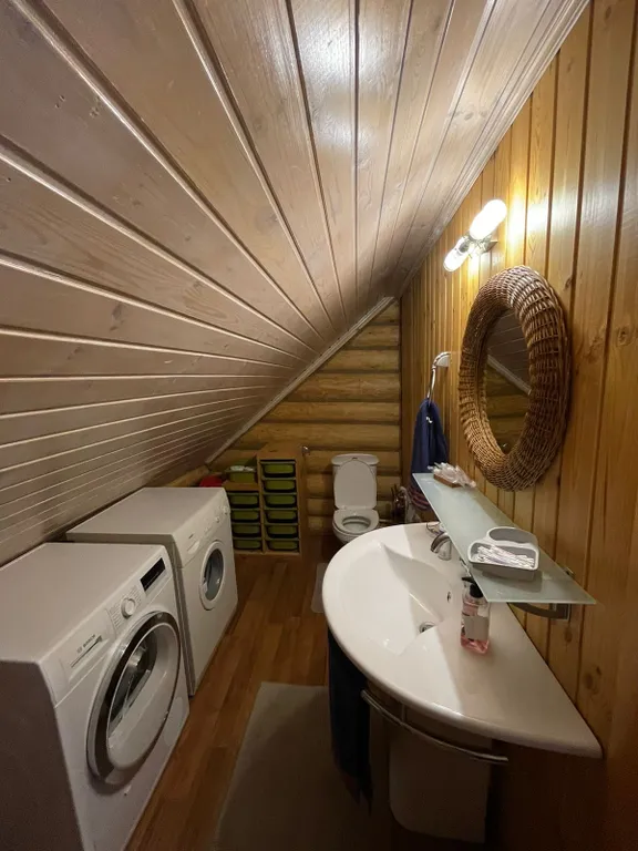 Отдельно стоящий коттедж премиум класса в сосновом бору