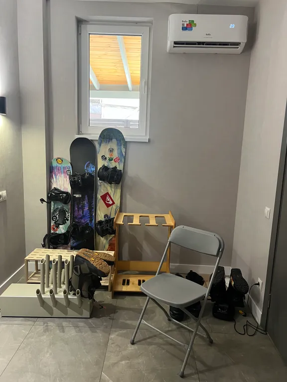 Номер с дизайнерским ремонтом и кухонной зоной