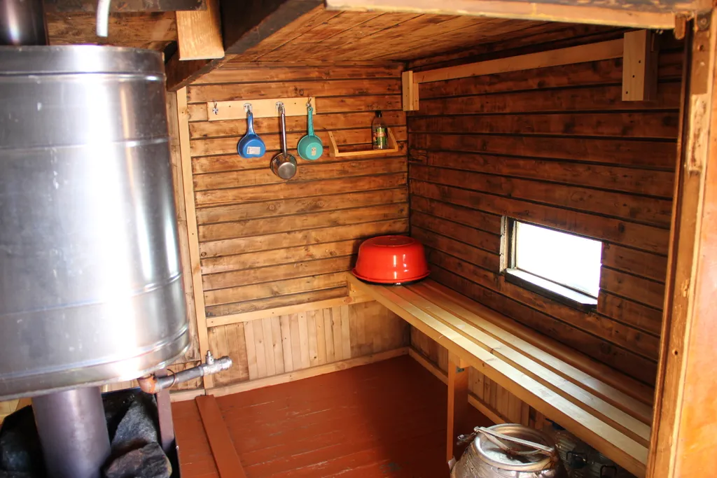 Дом с русской баней рядом с озером