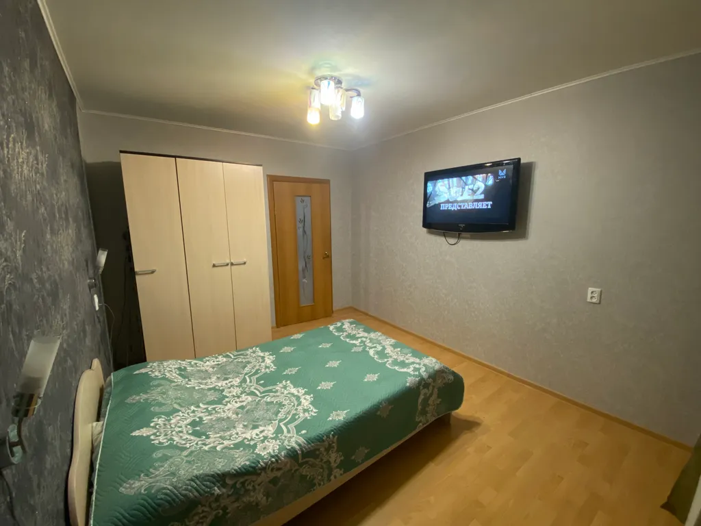 Квартира Уютная двухкомнатная квартира — Волхов