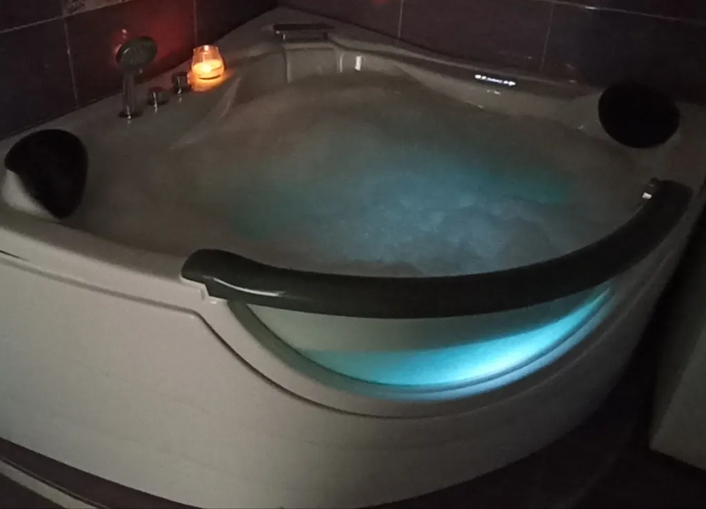 Большая квартира с джакузи и видом на город