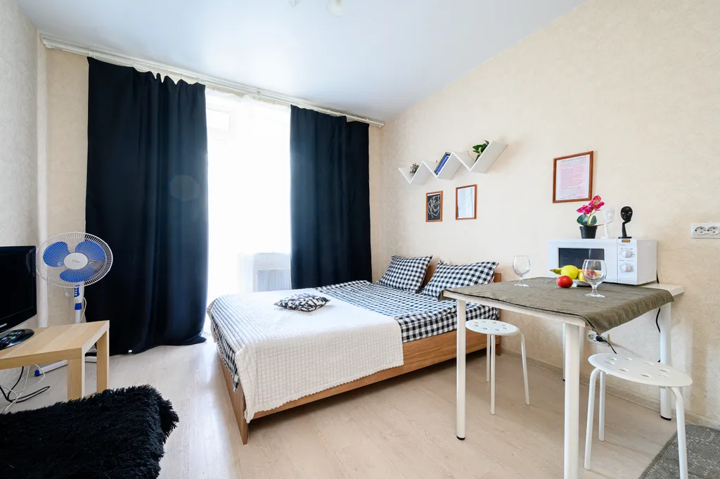 Квартира Студия с лоджией — аренда посуточно в Мурино