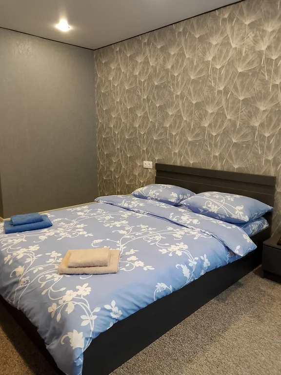 Стандарт с одной двухспальной кроватью