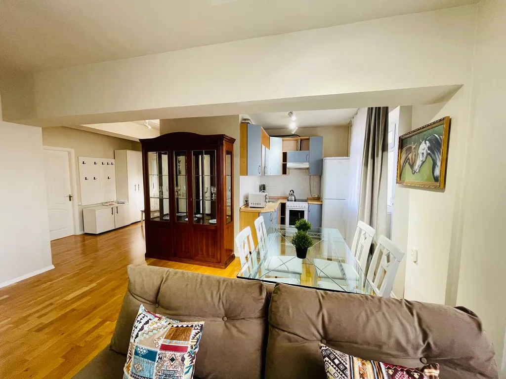 3-комнатная Самал-1