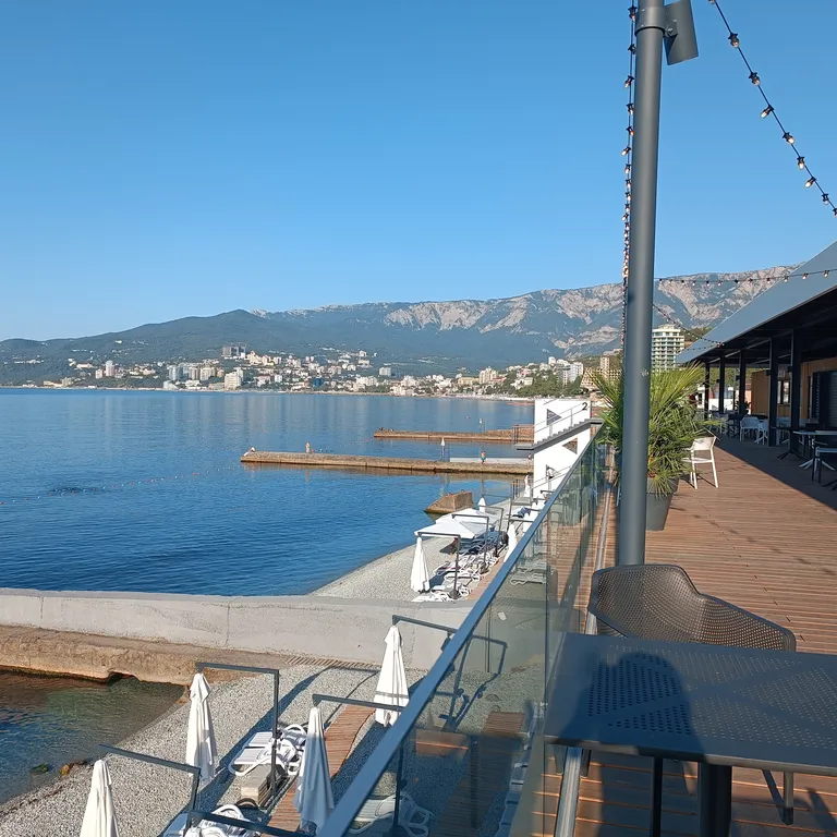 Квартира Апартаменты рядом с пляжем — аренда посуточно в Отрадное