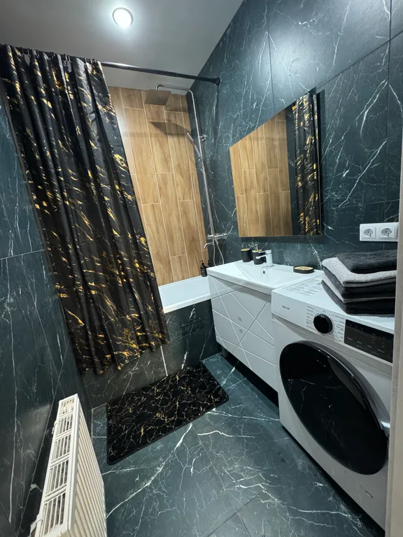 Уникальная квартира с новым ремонтом