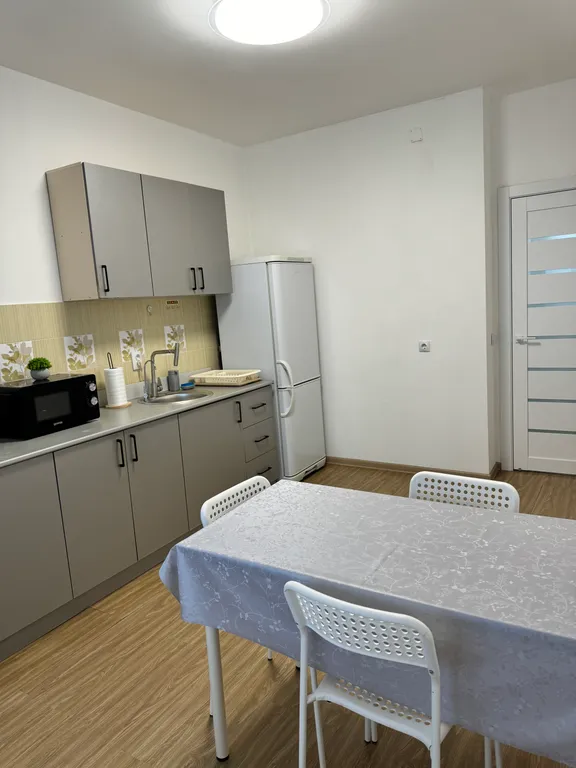 Квартира недалеко от центра, возле больниц и парка культуры и отдыха