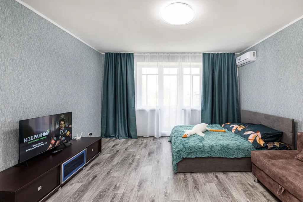 Большая квартира в центре Северо Запада — аренда посуточно в Челябинск