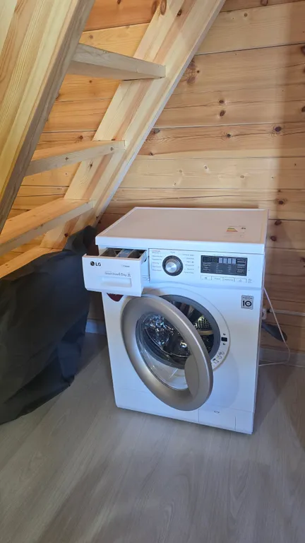 Домик с бассейном в 7 минутах от моря