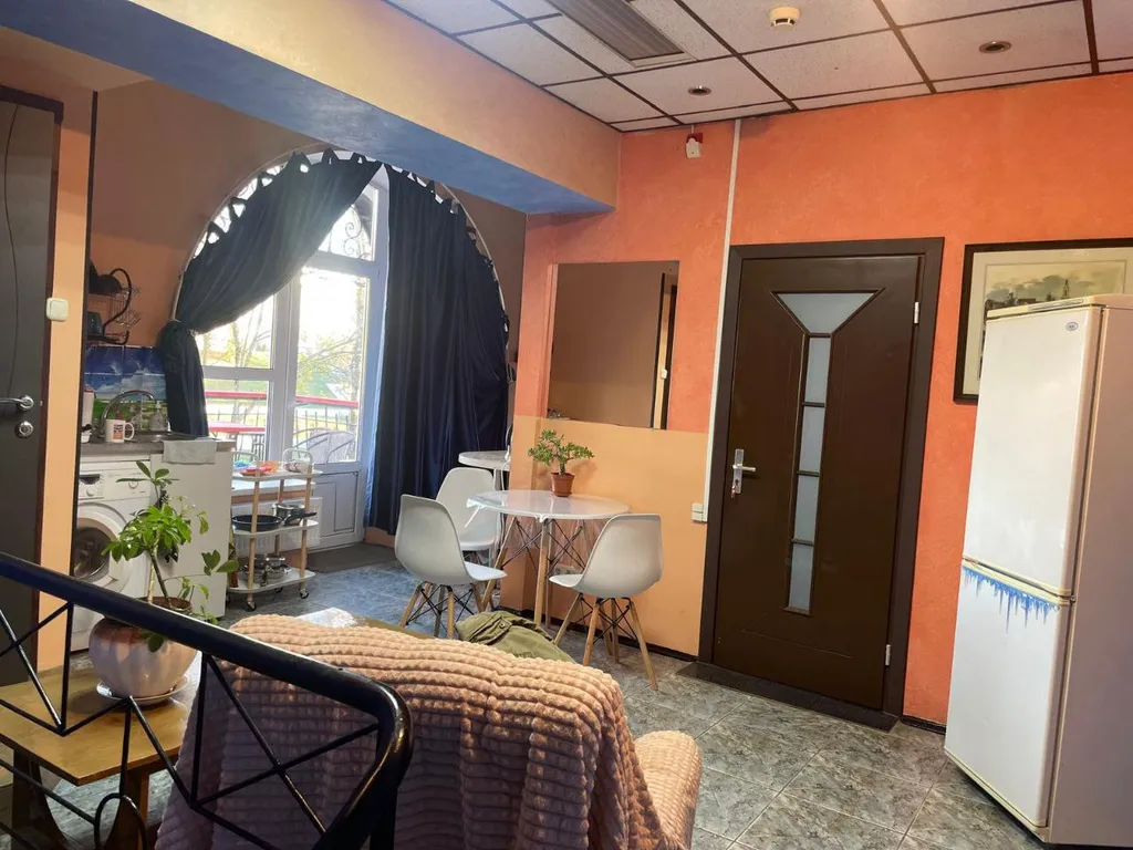 Гестхаус / 3 комнаты с балконом /центр