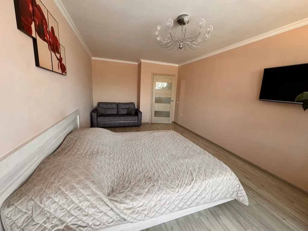 Апартаменты на гребном возле Макдональса