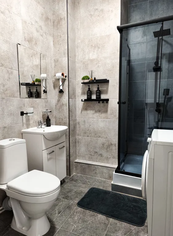 Просторная студия в доме бизнес-комфорт класса