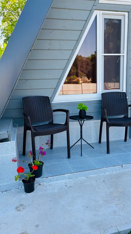 Дом-шалаш с собственной кухней Лдзаа