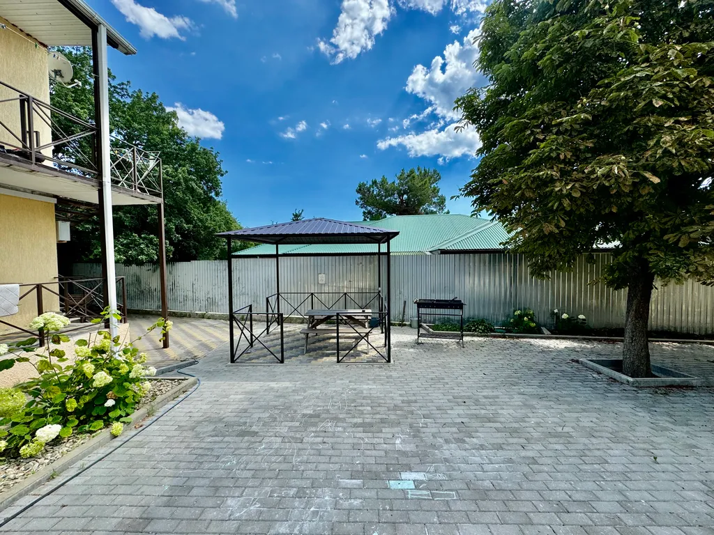 Просторные и комфортные апартаменты на море в дали от шума в Бетте