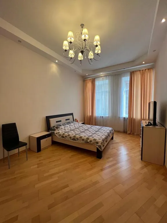 Квартира 3-комнатная Квартира — Санкт-Петербург