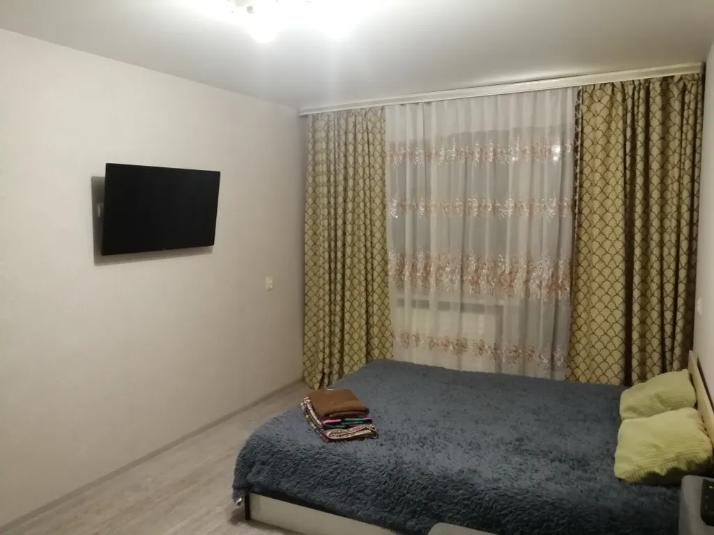 Уютная двухкомнатная квартира — аренда посуточно в Усинск