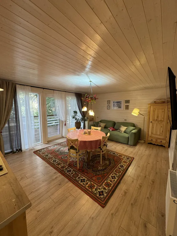 Коттедж Левый домик — Архыз