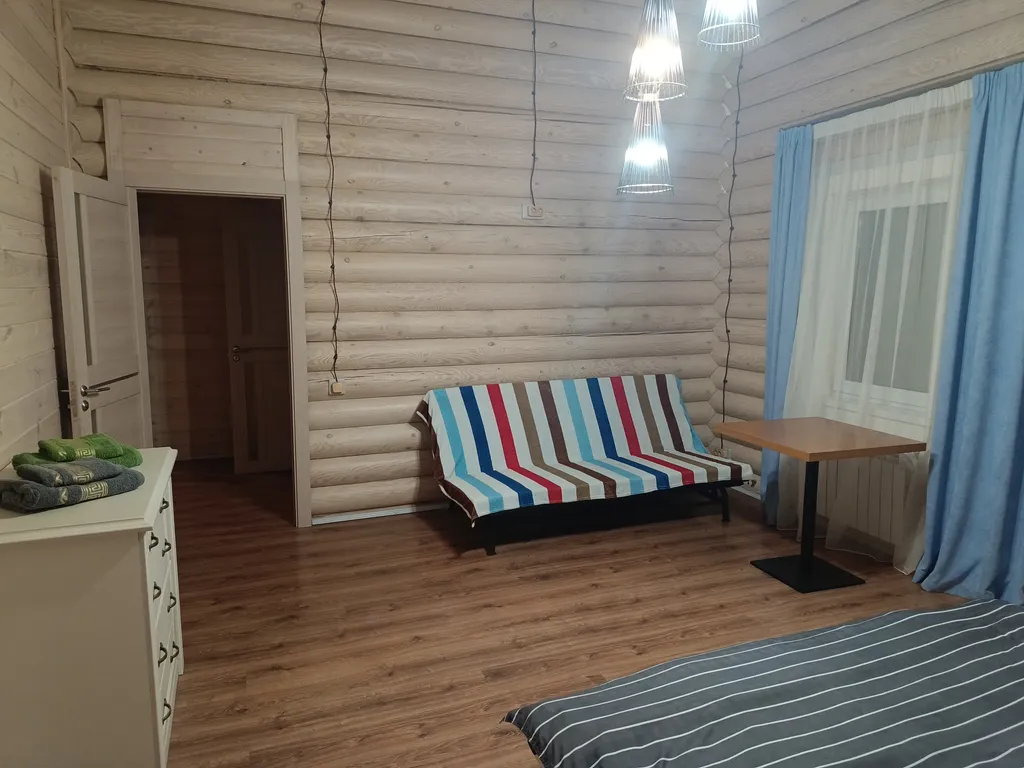 Уютный дом вблизи города и леса