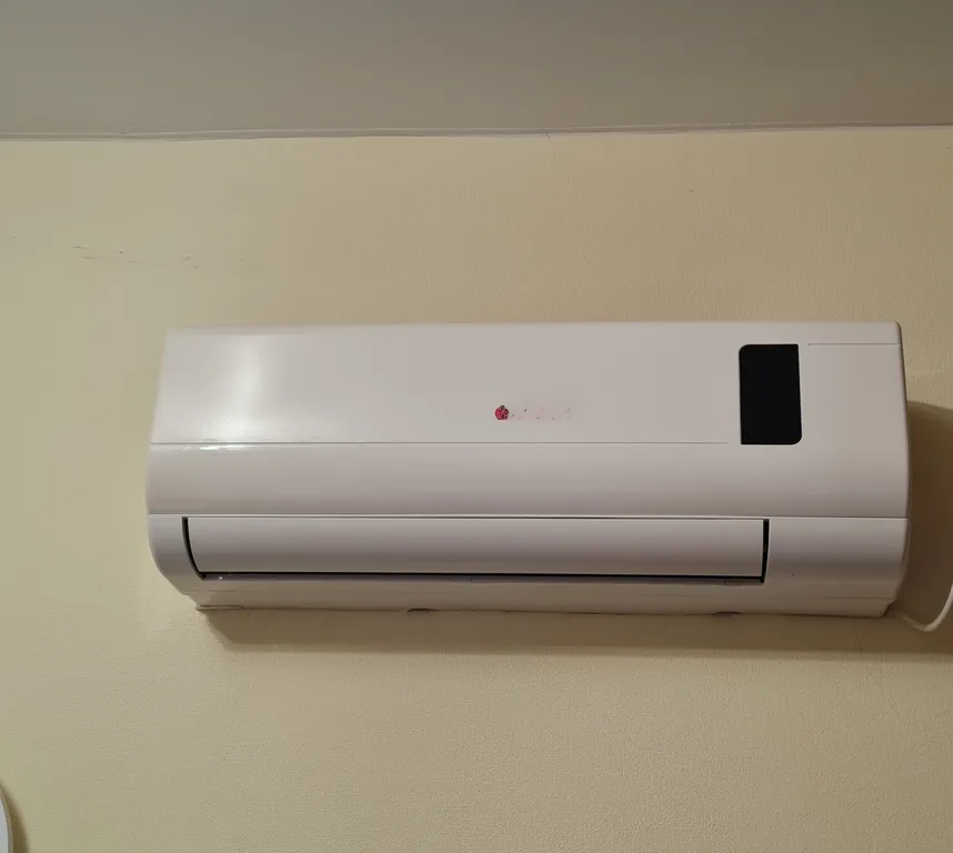 Уютная квартира в центре с видом на море