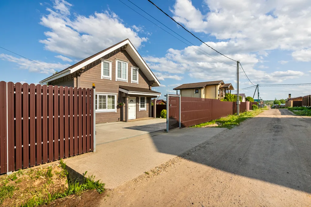 Дом рядом со склонами