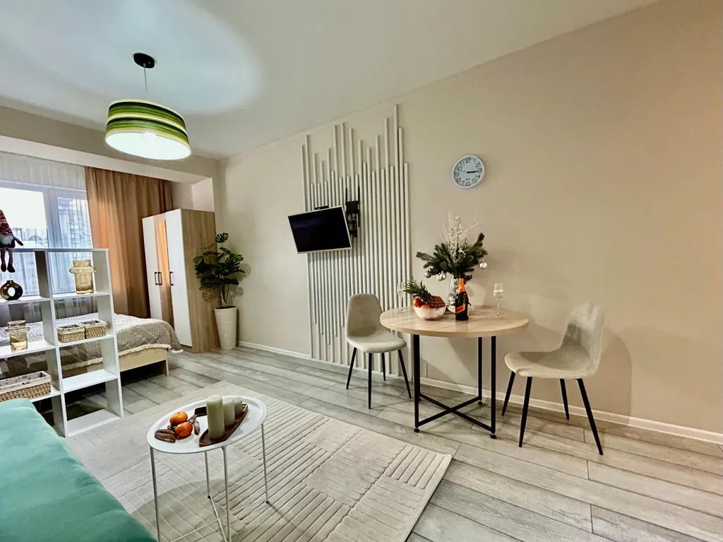 Студия поцелуй в центре города