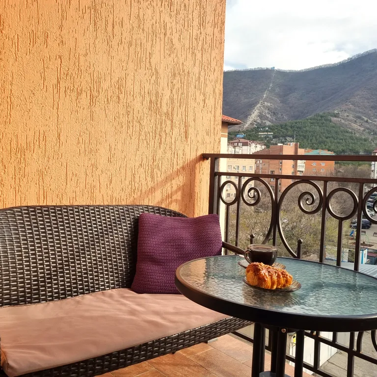 Просторная квартира с открытым балконом в новом ЖК Гоголь