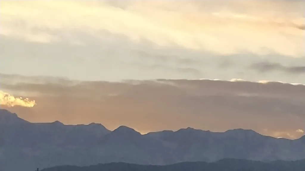 Красивый вид на горы