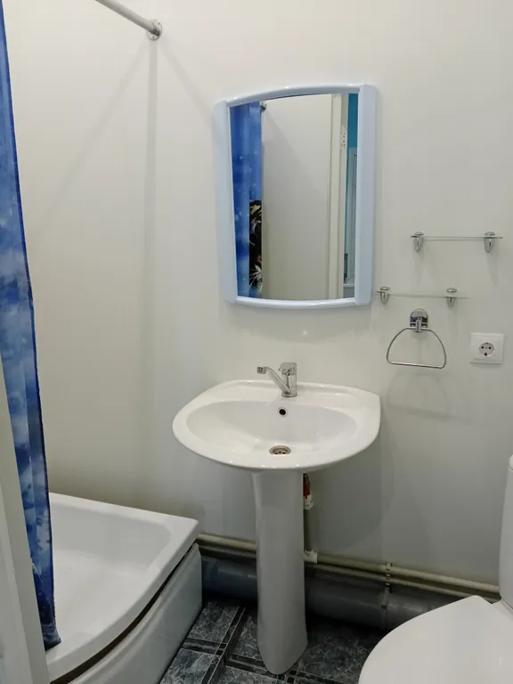 Домик в селе на побережье