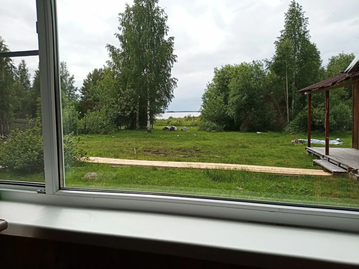 Вид из окна  на Выгозеро и Беломоро-Балтийский канал