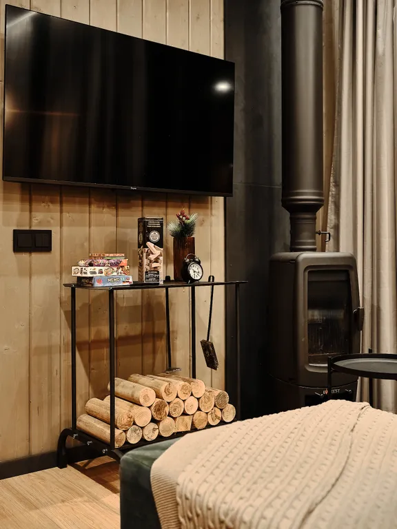 Уютный нoвый дом с сауной у горнолыжного склона "Морошка"