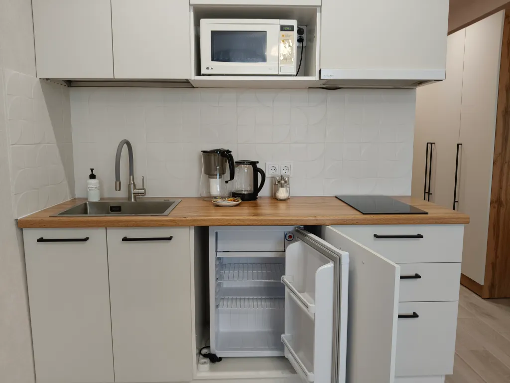 Студия рядом с ТЦ Петровский