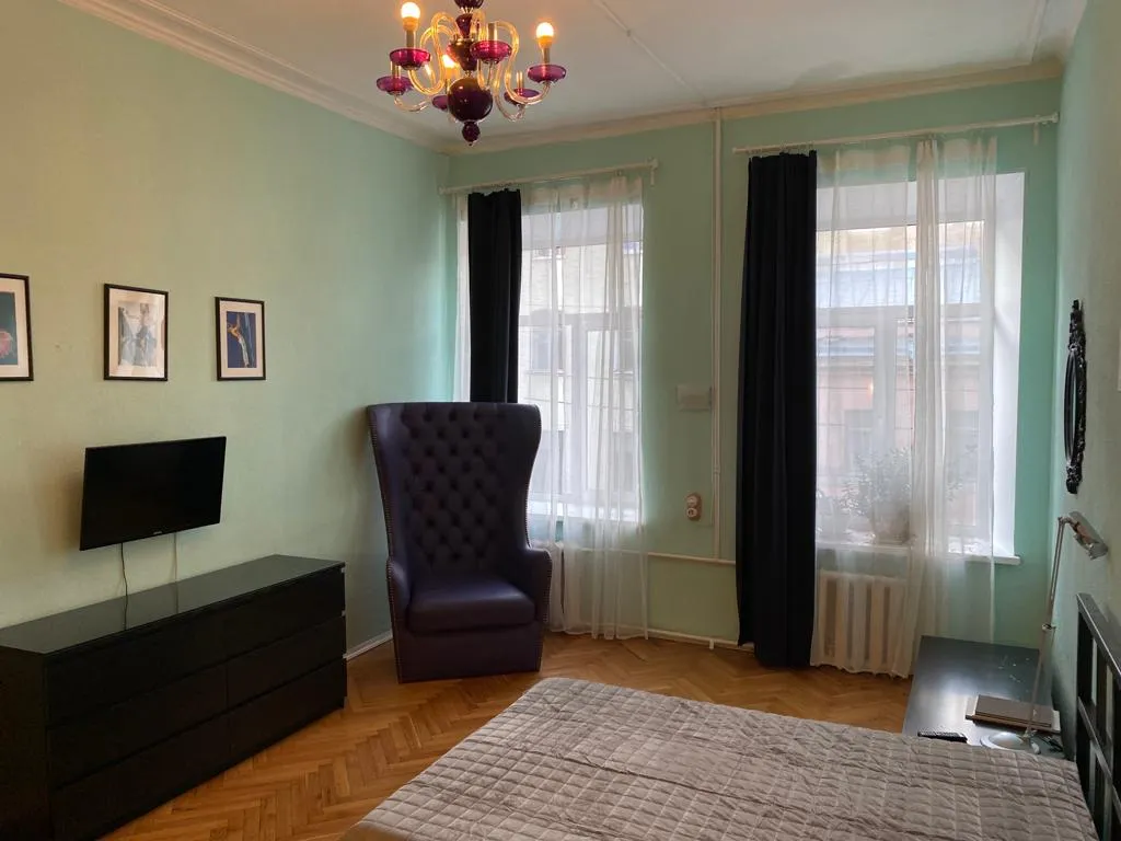 Квартира Большая 3-комнатная квартира в самом центре — Санкт-Петербург