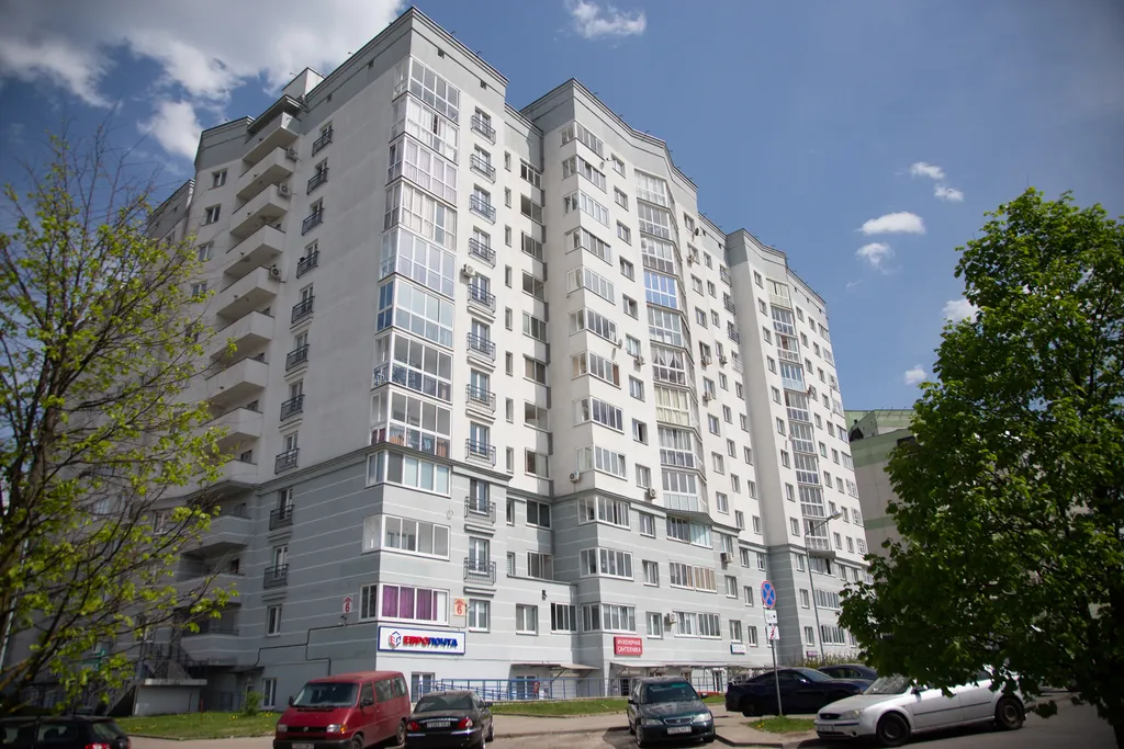 Квартира Квартира Уютная евродвушка недалёко метро Каменная горка — Минск