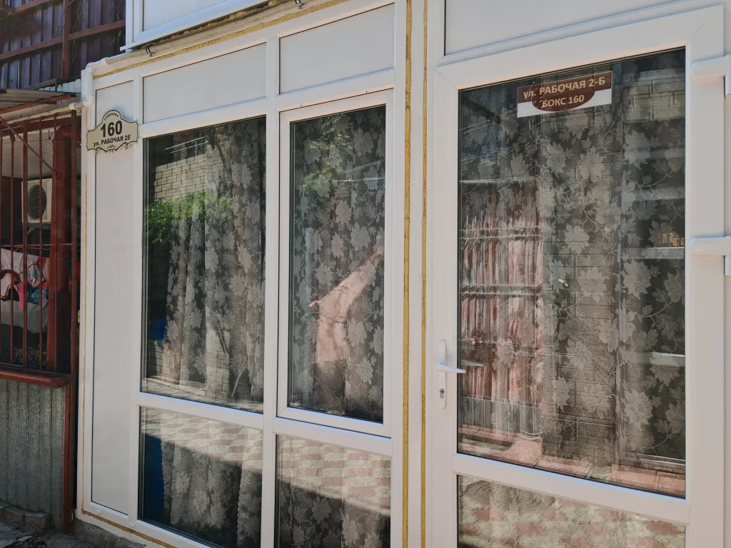 Коттедж Уютный двухэтажный дом на берегу Ейского лимана — Ейск