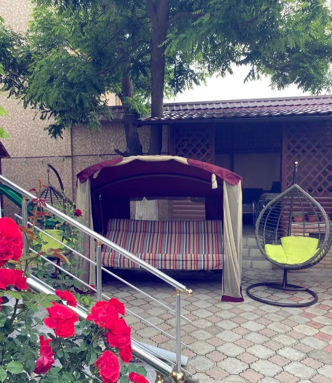 Коттедж Большой дом в Евпатории со своим двором — аренда посуточно в Евпатория