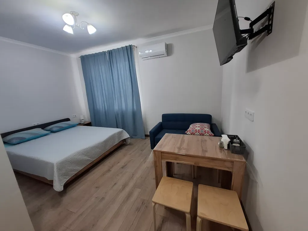 Квартира Уютные однокомнатные апартаменты для семьи с детьми — Кущёвская