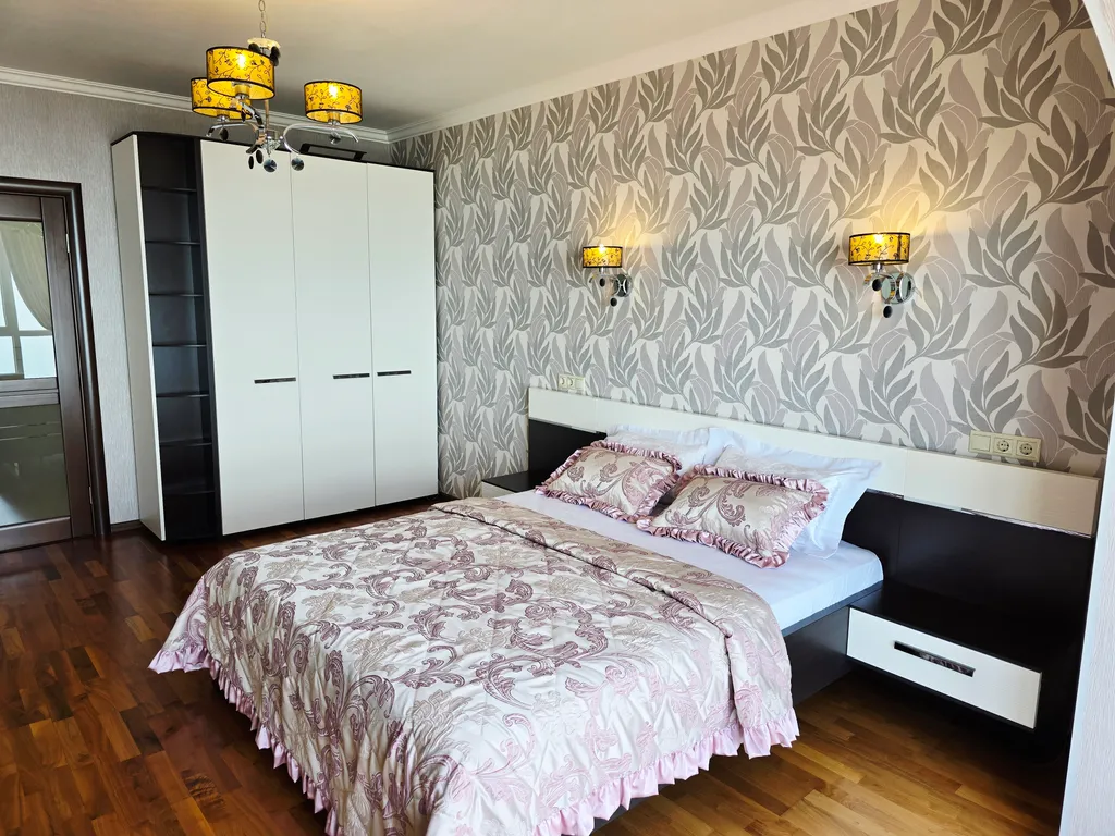 Квартира Просторная квартира с панорамным шикарным видом на море — Адлер