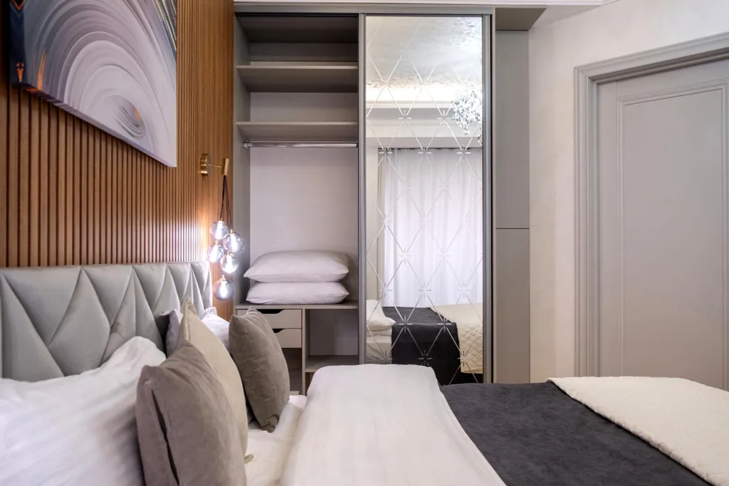 Квартира бизнес-класса с панорамными окнами в центре