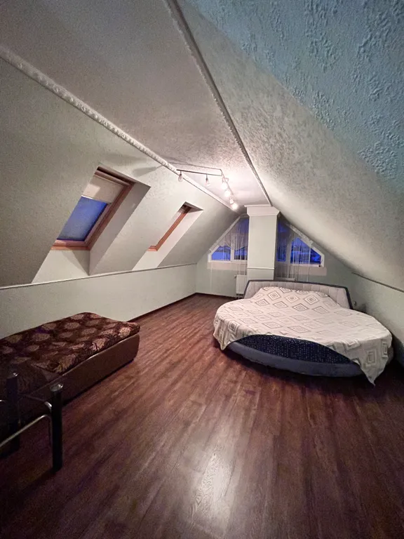 Дом Истра с баней и летним бассейном