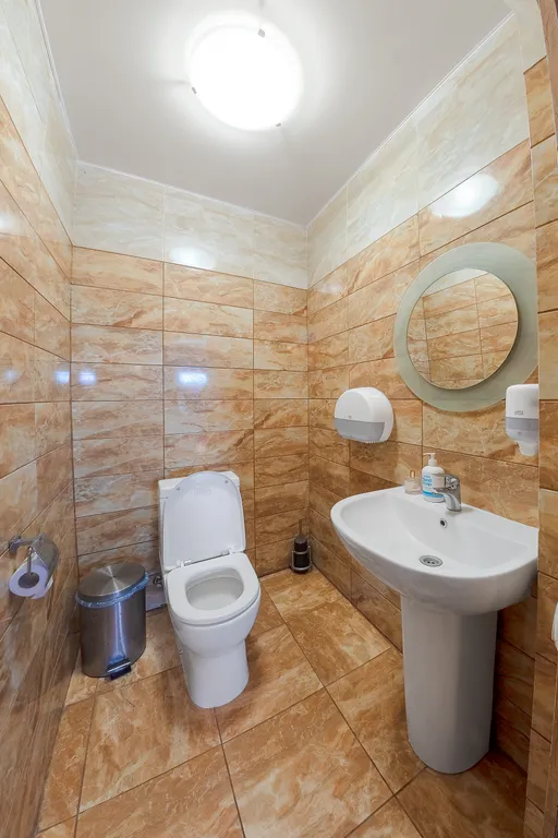 Коттедж с баней и бассейном