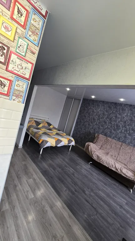 Квартира Квартира Уютная студия в центре городка нефтяников — Омск