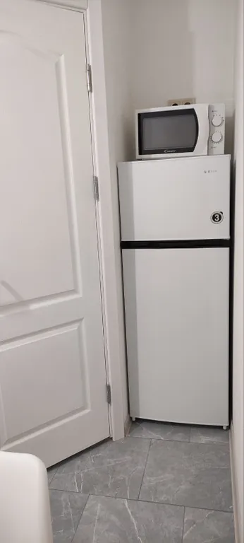 Квартира Квартира 2комн. Апарт автоном. Отоплен, кухня, стирка, балконы, изолированные спальни — Судак