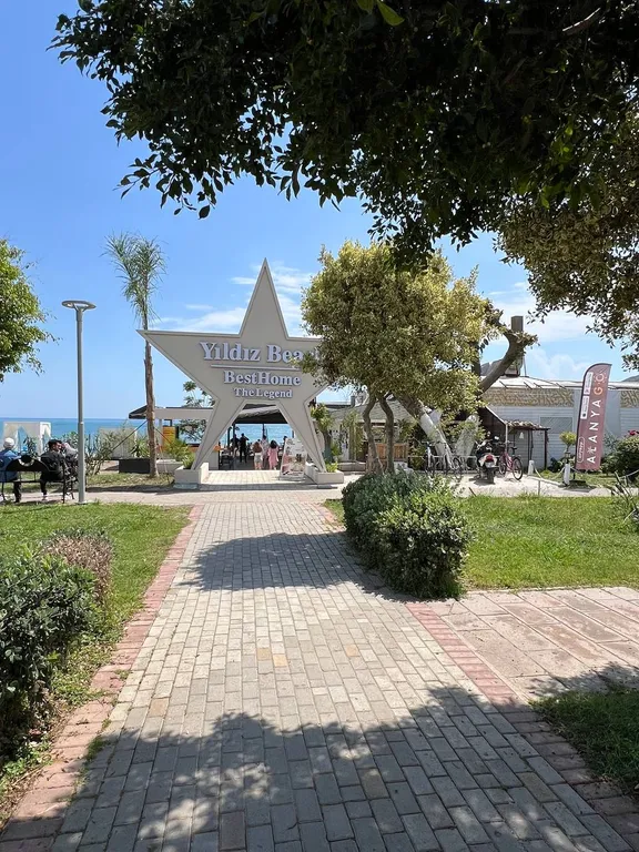 Стильные апартаменты в центре, в 3-минутах от пляжа