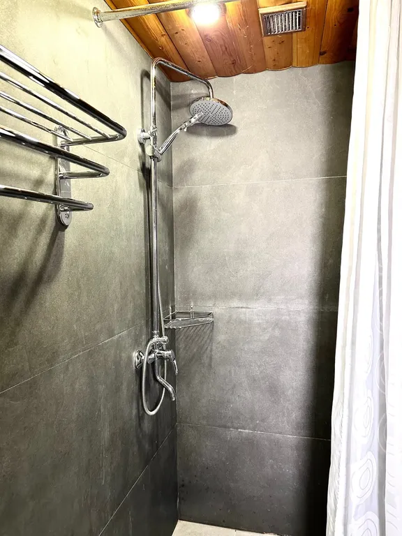 4-комнатная Квартира