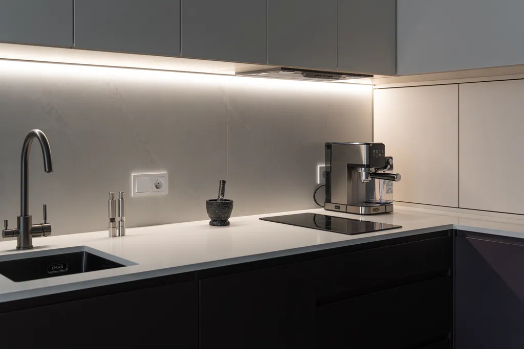 Квартира Apart-Deluxe Легенды моря: Дизайнерская 1к.квартира у озера и моря — Светлогорск