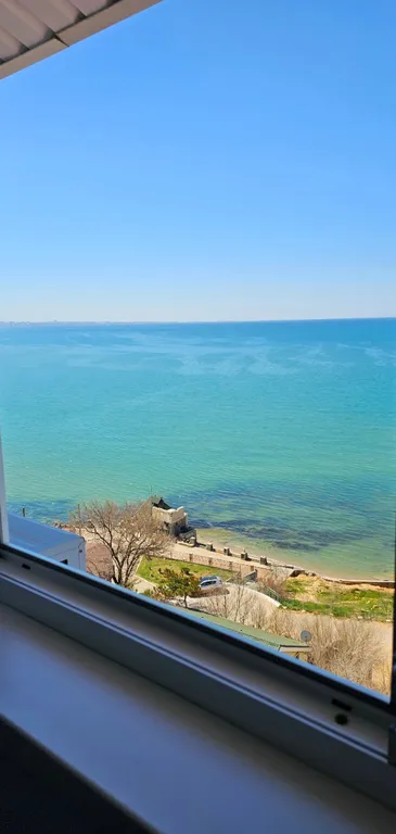 Двухуровневые видовые апартаменты у моря