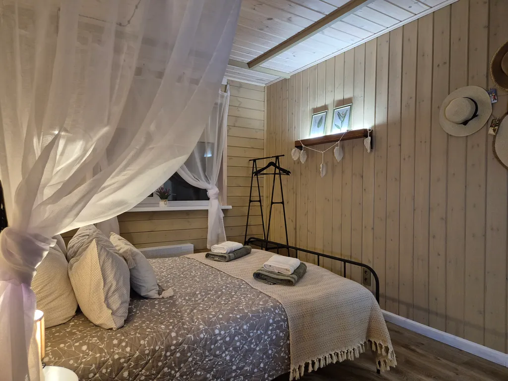 Коттедж Уютнейший дом с роскошным видом на озеро — Ларионово