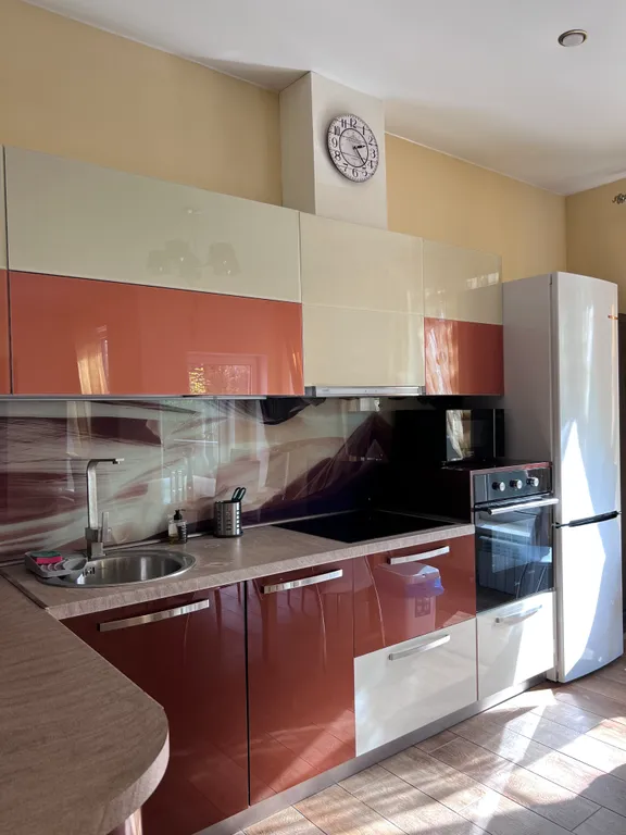 Коттедж с дровяной баней на берегу озера